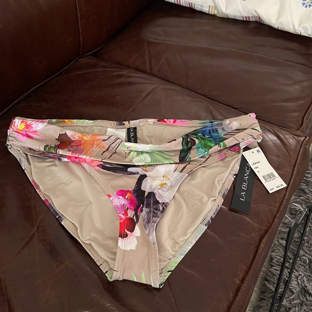 NWT bikini bottom La Blanca size 16